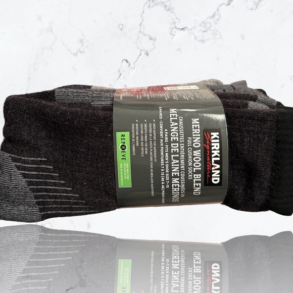 Kirkland Signature Merino Wool Mens 7-13 Hiking Trail Socks Full Cushion 4 Pairs - Picture 1 of 3